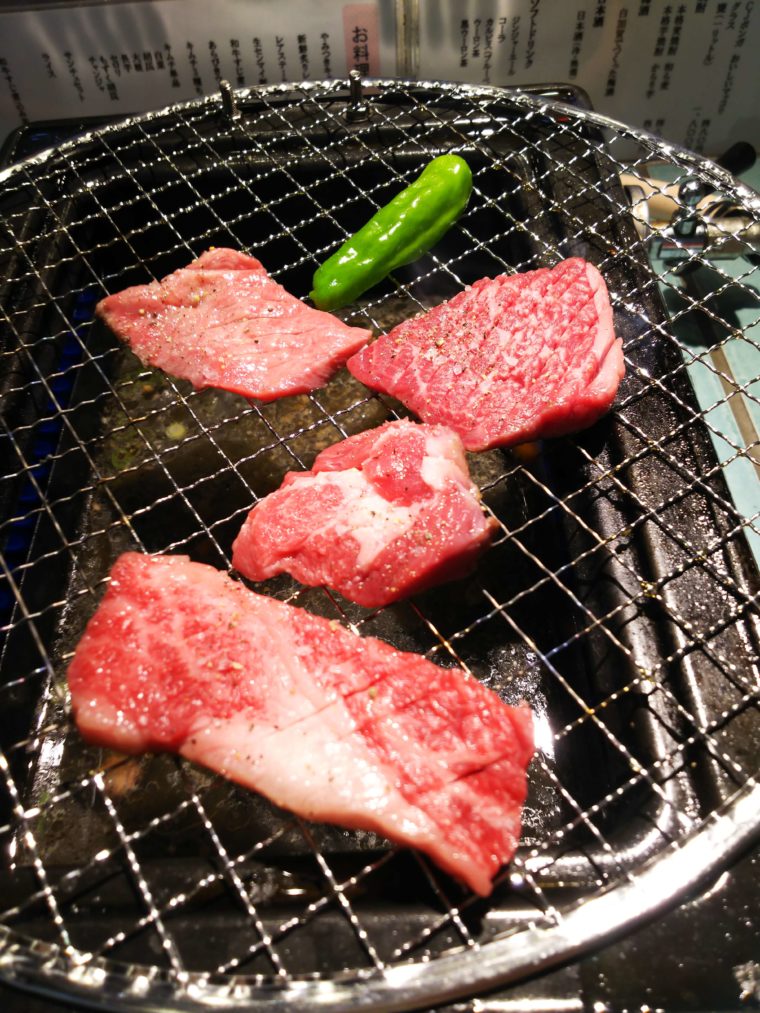 一穂で注文した塩タン、ハート、イチボ、カルビ