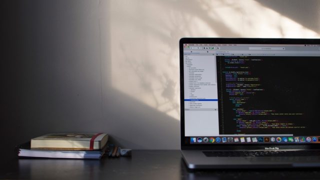 プログラミングのイメージ画像