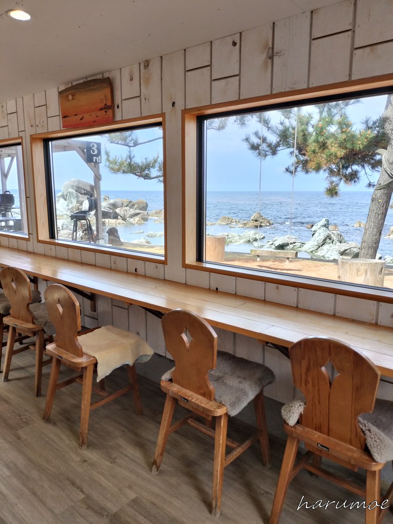 MAREの室内席